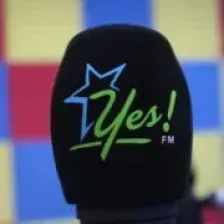 YES 101.7 FM logo
